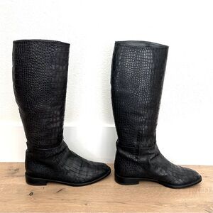 Stuart Weitzman Tall Pull On Boot Riding Croc Embossed Leather Black size 6.5